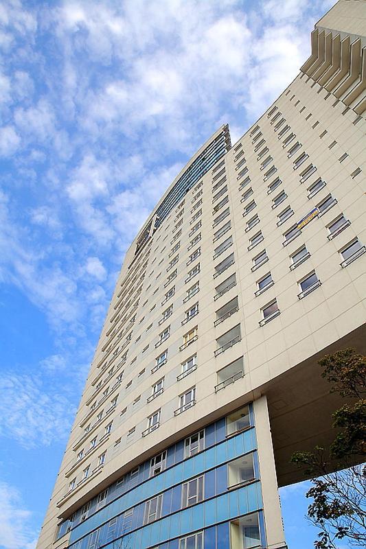 P&O Serviced Apartments Gdanski Station 华沙 外观 照片